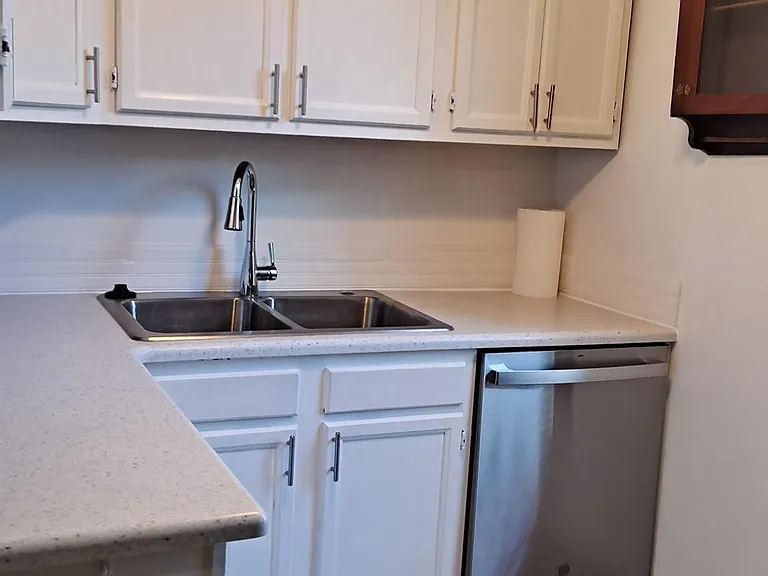 121 Foote Ave — Photo 41