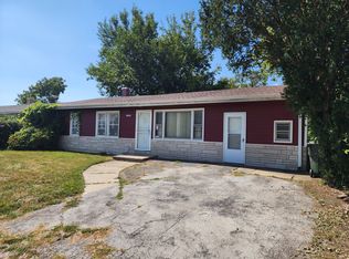 15322 Cypress Rd, Markham, IL 60428