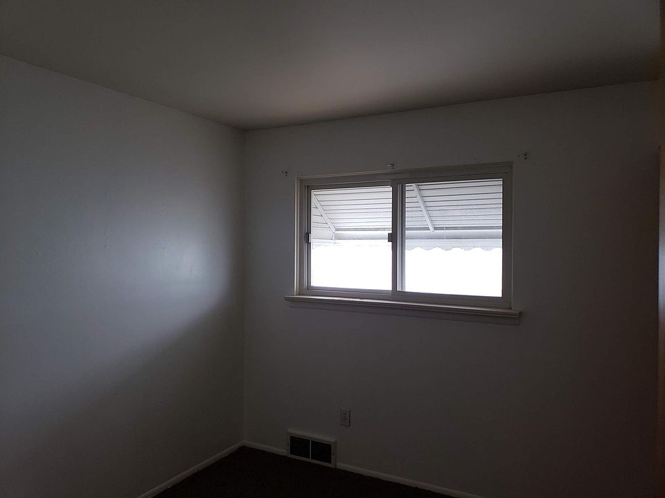 1st image of 526 S Hawthorne St