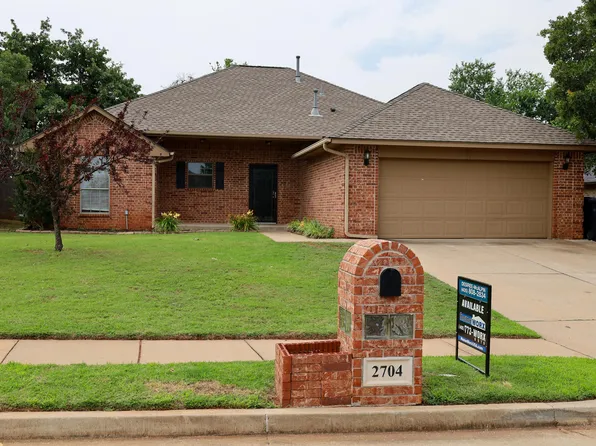 2704 NE 129th St, Edmond, OK