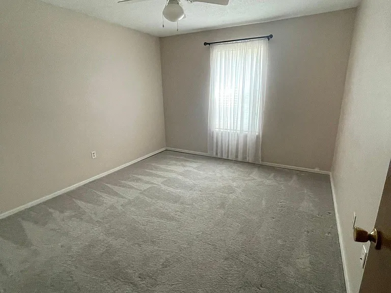 15 Preston Cir — Photo 11