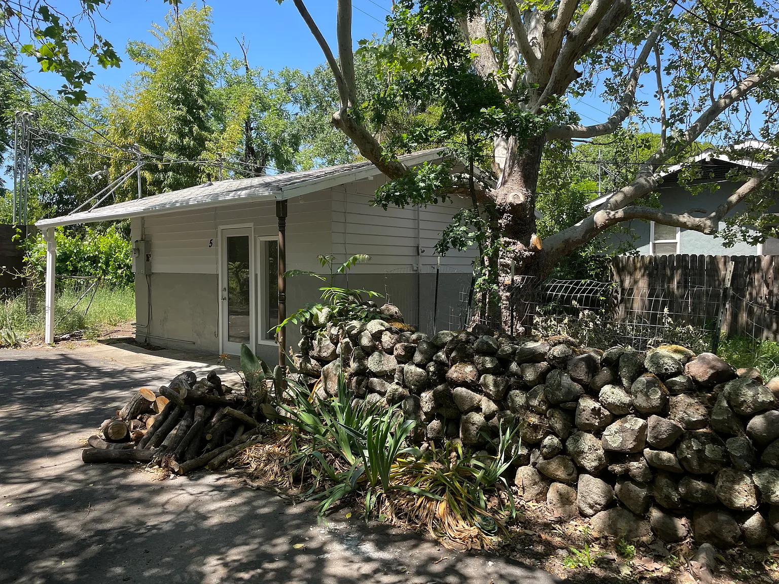 7628 Sonoma Hwy — Photo 1