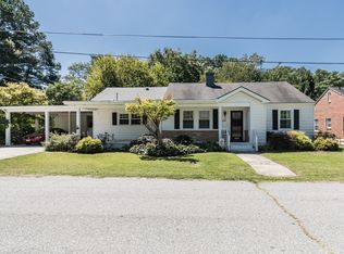 210 E Holt St, Smithfield, NC 27577
