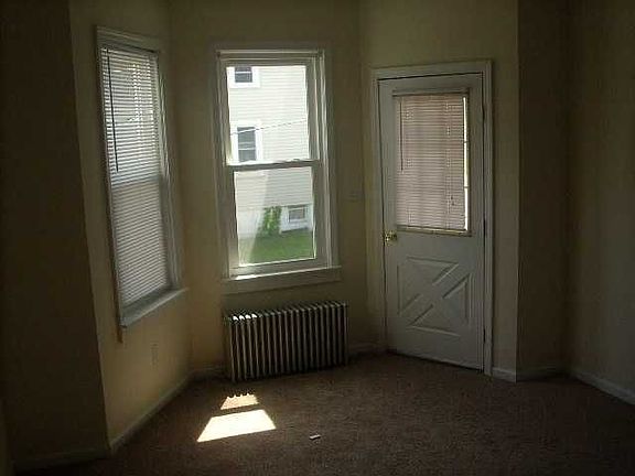4th image of 501 Tower Ave