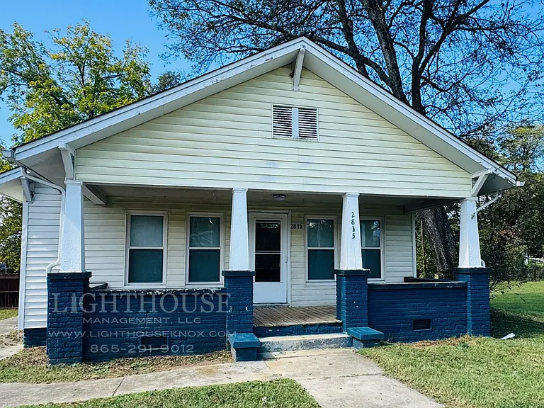 2815 Tarleton Ave — Photo 3