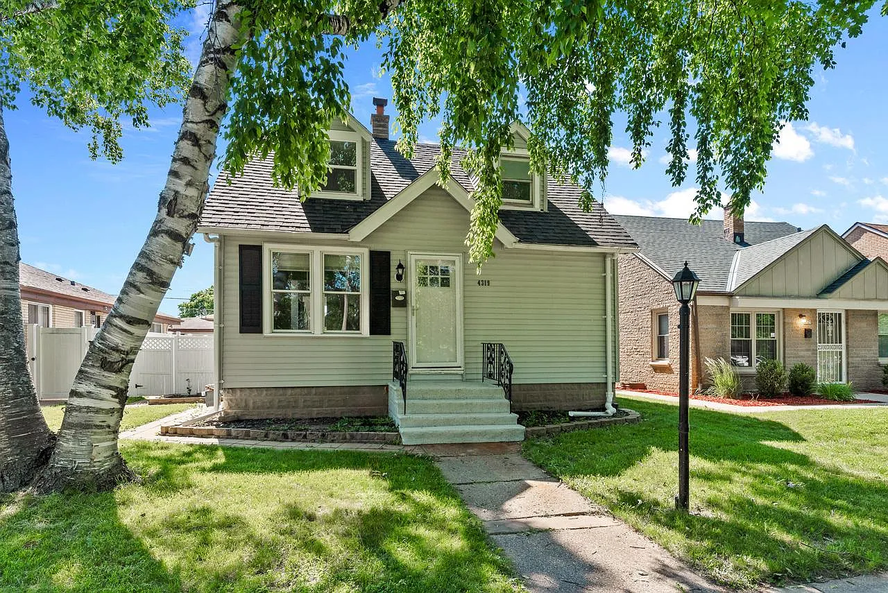 4319 North 87th STREET photo 1