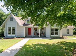 741 Woodland Rdg, Asheville, NC 28804