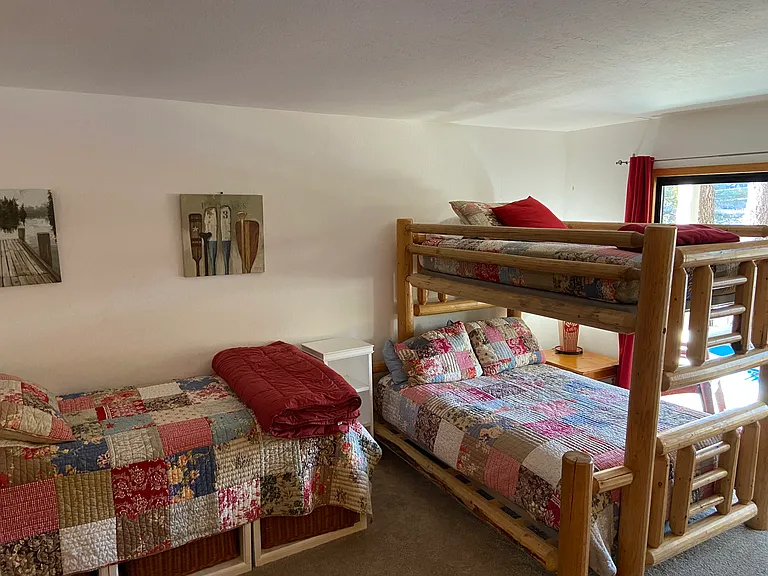 7580 N Lake Blvd #32 — Photo 24