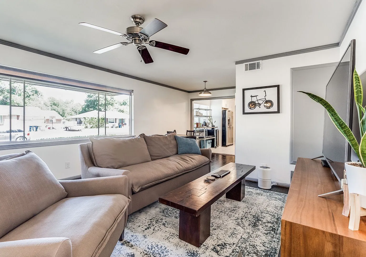 10312 Sylvia Dr. — Photo 3