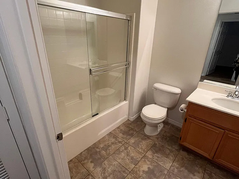 274 Riverdale Ct #1003 — Photo 16