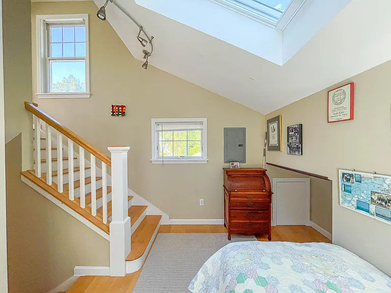 13 Ferry Rd — Photo 42