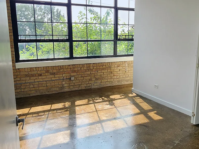 2625 W Washington Blvd #316 — Photo 4