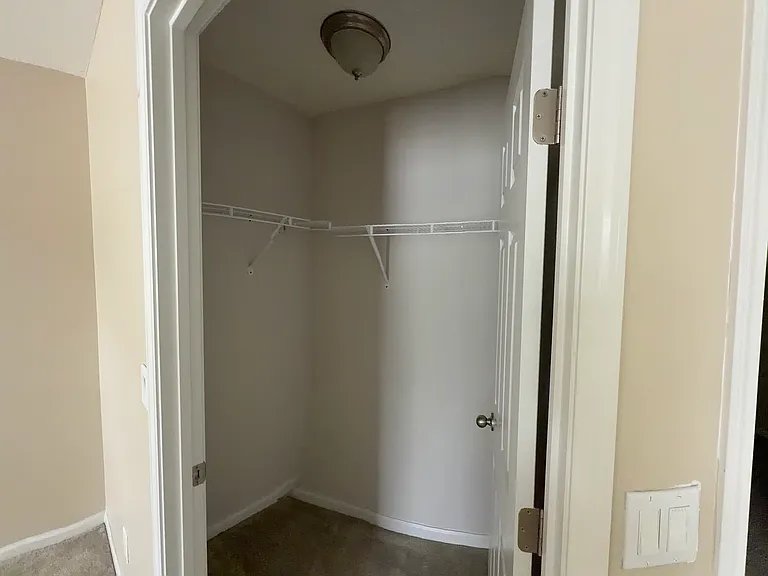 8319 Highfield Ave — Photo 6