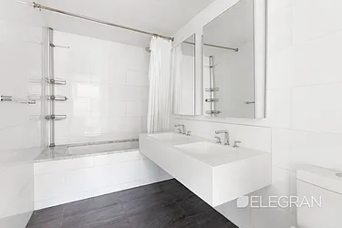Rented by (Legacy) Elegran