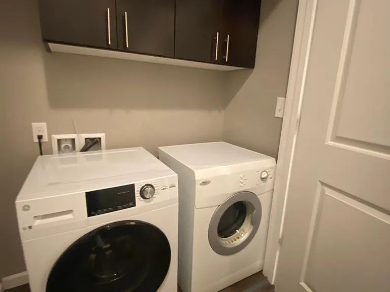 6906 N Greenwich Ave #19 — Photo 9