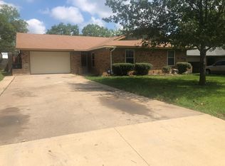 1718 Woodhaven Dr, Seagoville, TX 75159