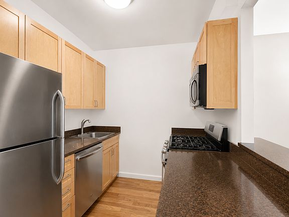5th image of 50 E 129th St APT 5C
