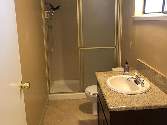 5th image of 7435 Ullom Dr
