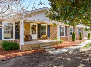 1076 Palmyra Rd, Clarksville, TN 37040