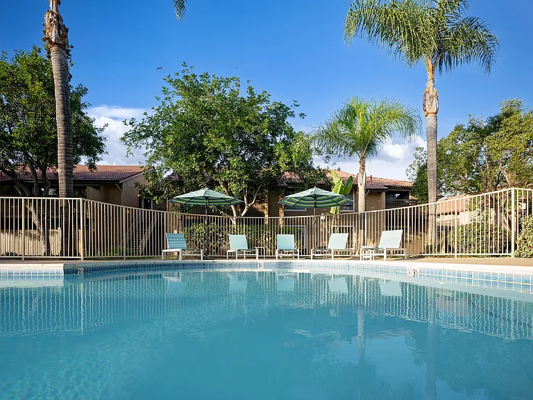 Citrus Place — Photo 41