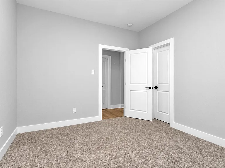 6918 Dumble St #B — Photo 24