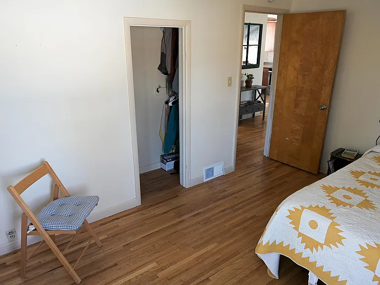 410 S 13th Ave — Photo 7
