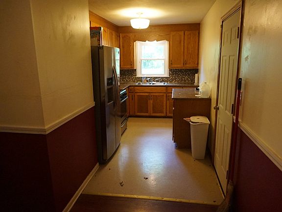 4th image of 5804 E 100th St