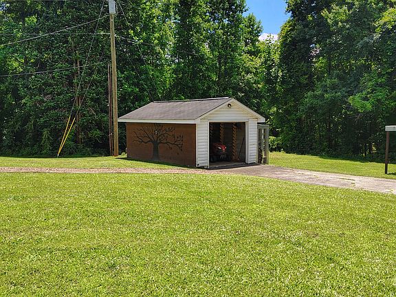 4th image of 391 Locklear Cir
