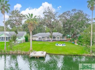 101 E Point Dr, Savannah, GA 31410