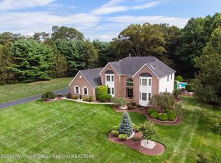 1 Cobblestone Way, Freehold, NJ 07728