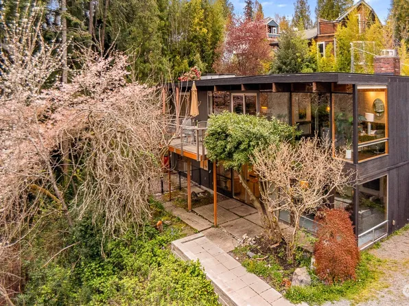 11511 Exeter Avenue NE, Seattle, WA 98125