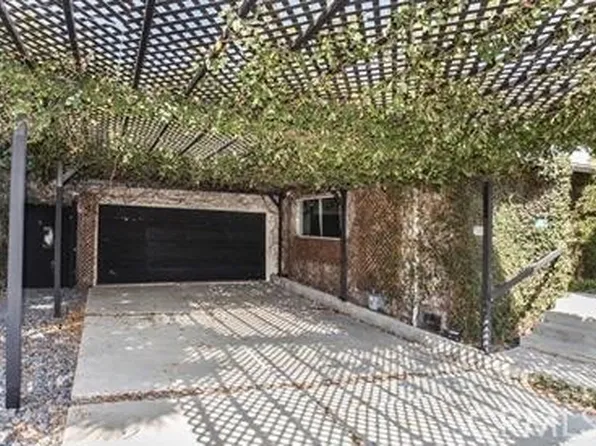 7361 Flight Ave, Los Angeles, CA 90045