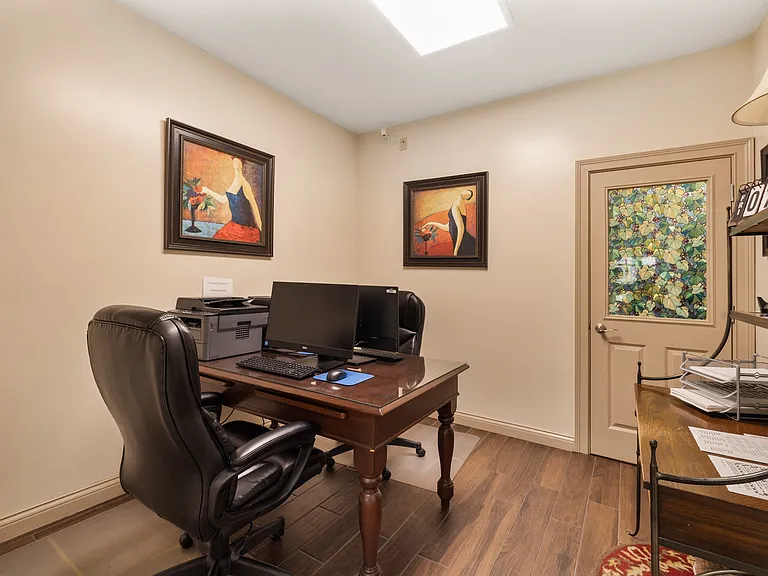 Resident Business Center
