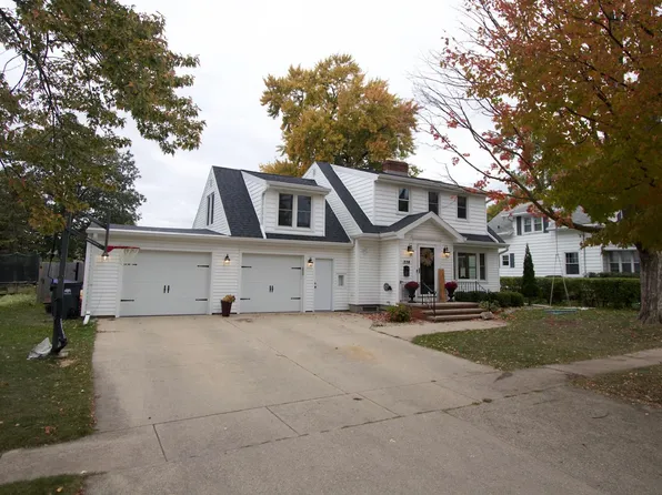 220 Webster St, Neenah, WI 54956