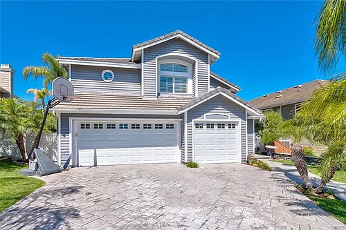 6330 Golden Gate Dr Photo 1