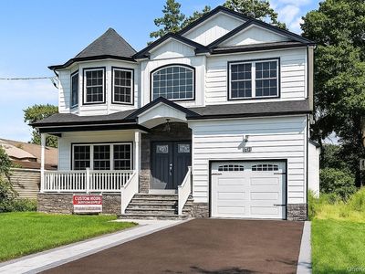 17 Hannington Avenue, Wantagh, NY, 11793