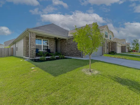 9921 Flying Wing Way, Fort Worth, TX 76131