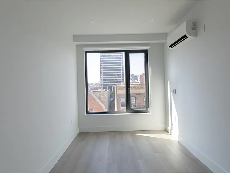 215 E 124th St #7B — Photo 20