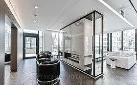 77 Shuter St #727 — Photo 8