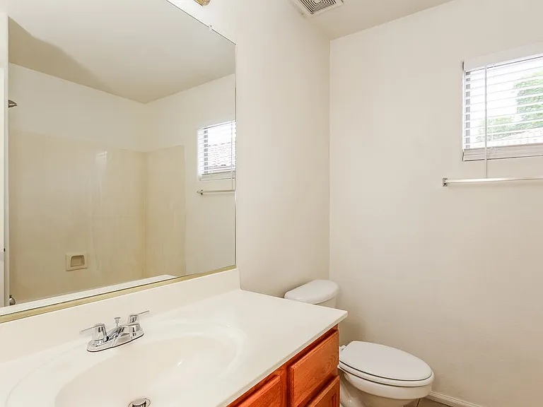 11026 W Wilshire Dr — Photo 14