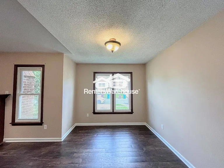 521 Brisa Dr — Photo 8