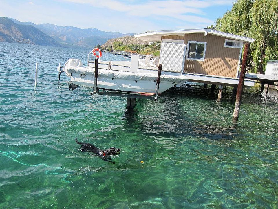 Cabana (rare find in Chelan)
