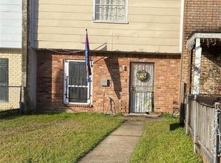 151 Pinewood Ct, New Orleans, LA 70114