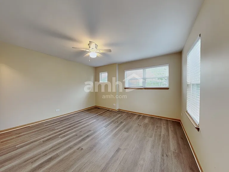 560 S Annandale Dr — Photo 12