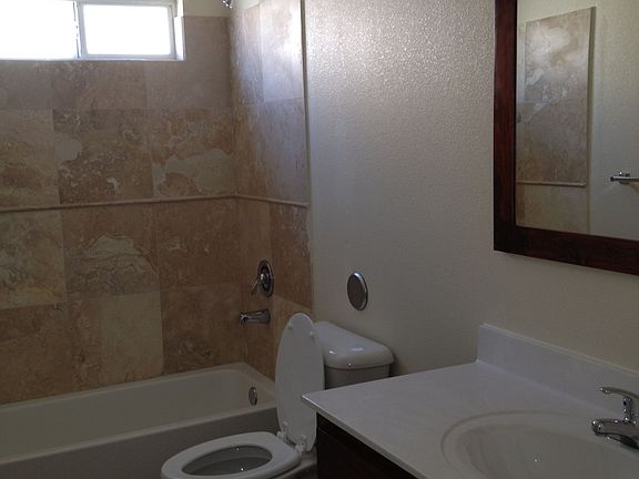 3rd image of 4717 Pistolero Ln