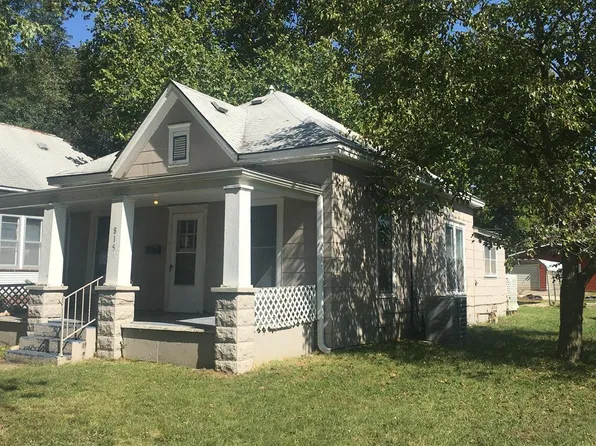 815 North St, Iola, KS 66749