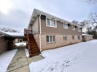 405 Lunar Ln, Coraopolis, PA 15108