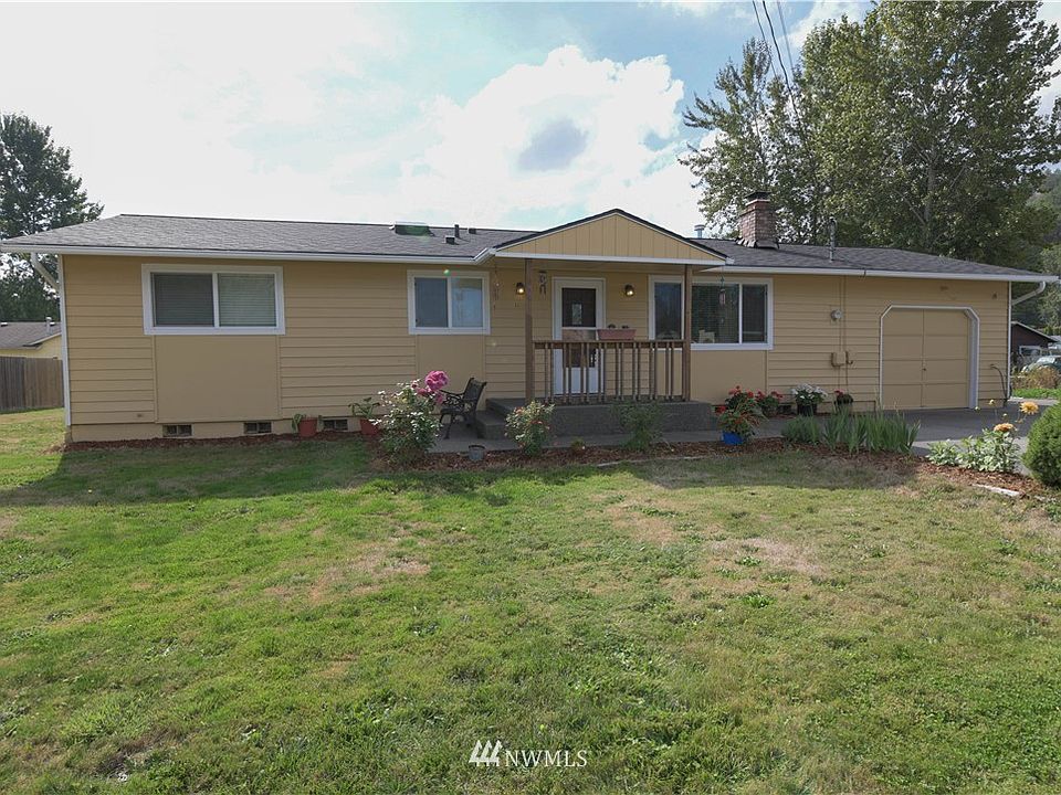 1st image of 108 6th Ave N