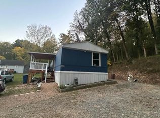 382 Schmitt Rd, Rossville, GA 30741