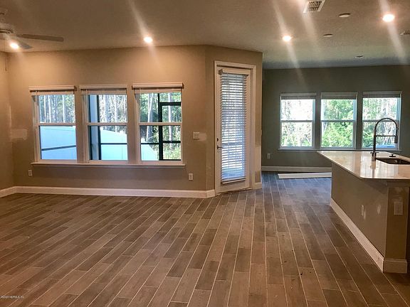 2nd image of 387 Clifton Bay Loop